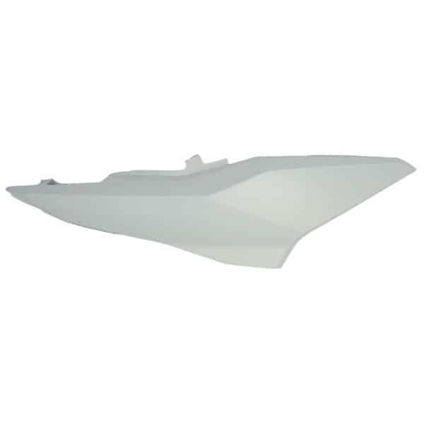 Cover Body Kanan Putih Honda Vario 160 K2S