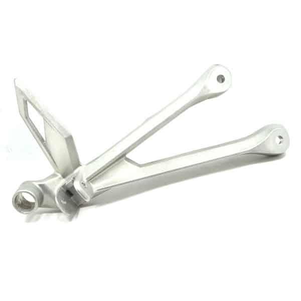 Dudukan Step Belakang Kanan Honda CBR 150R K45G